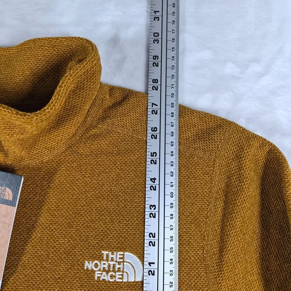 The North Face Textured Cap Rock 1/4 Zip Pullover Men's‎ Medium Tan Casual NWT
